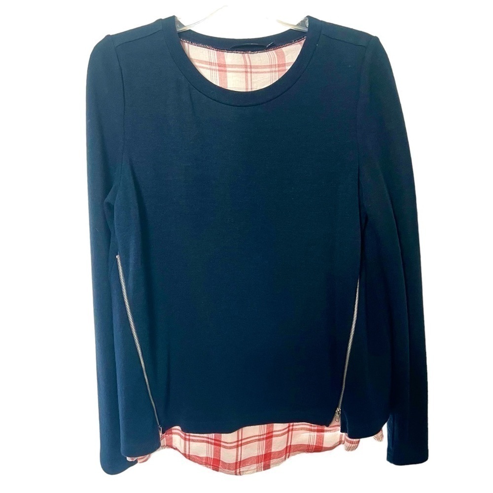 Doe and Rae Navy long sleeve sweater w/ side zippers and red plaid underlay